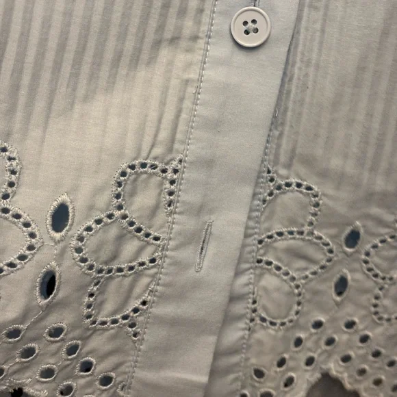 I crew Pleated Trim Shirt in Cotton Poplin - Picture 4 of 11